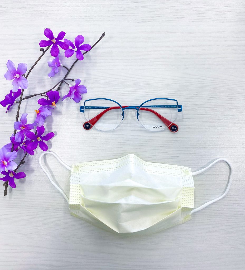 Ways to Prevent Your Eyeglasses from Fogging Up With Face Mask
